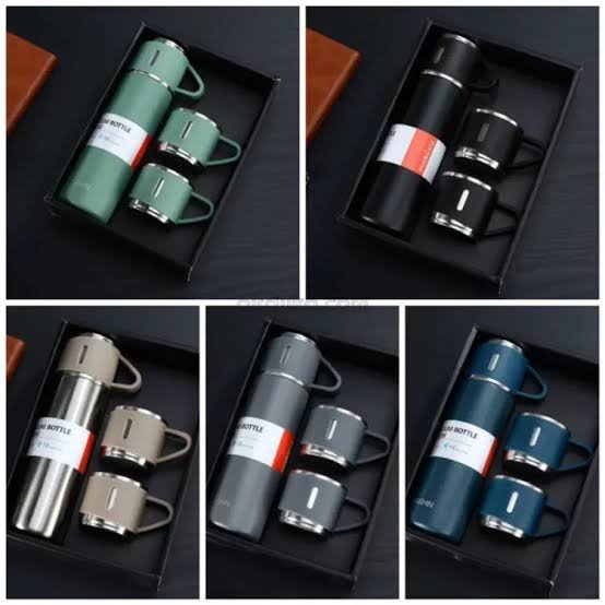 Vaccum Flask with 3 cups and gift bag