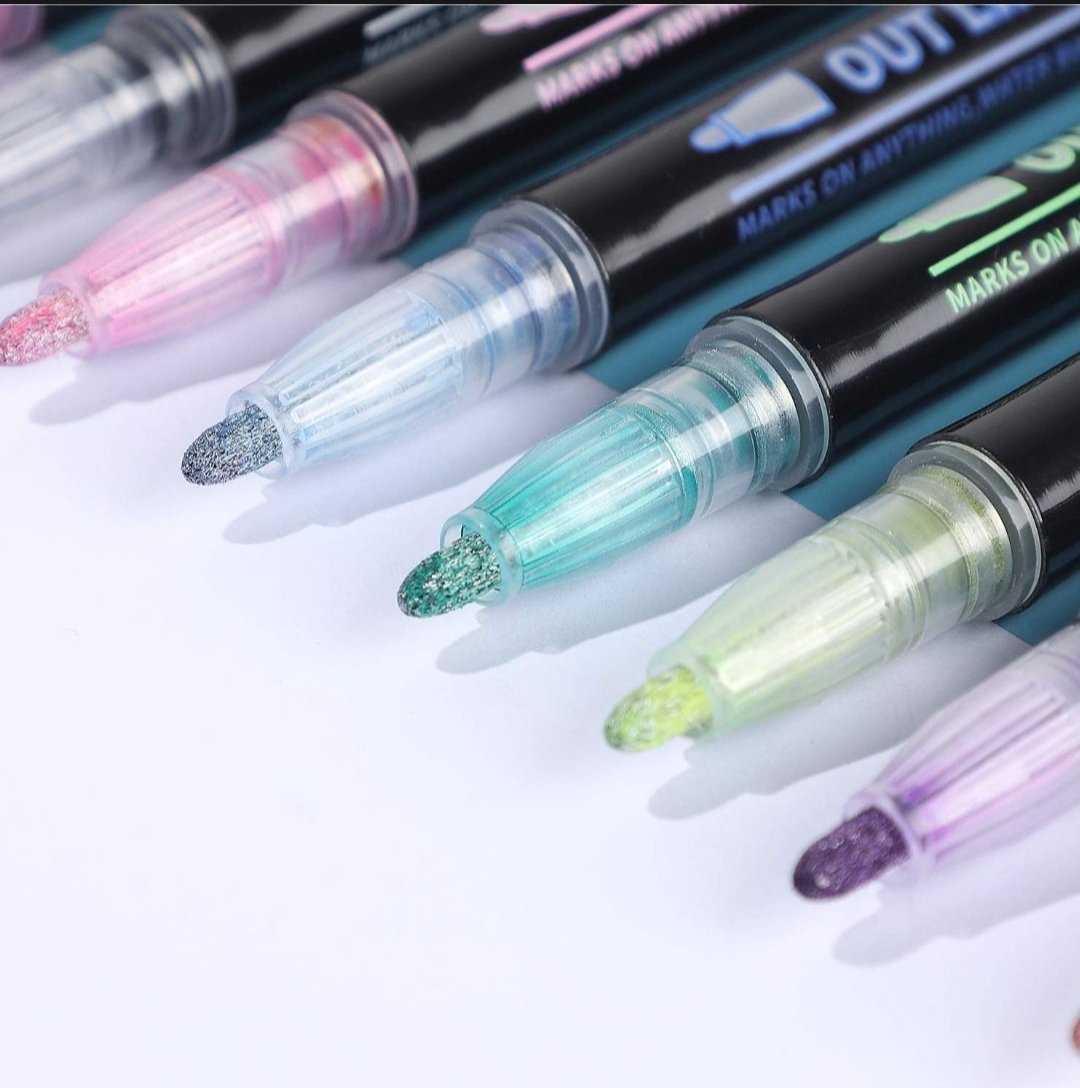 12 Colors Outline Art Markers