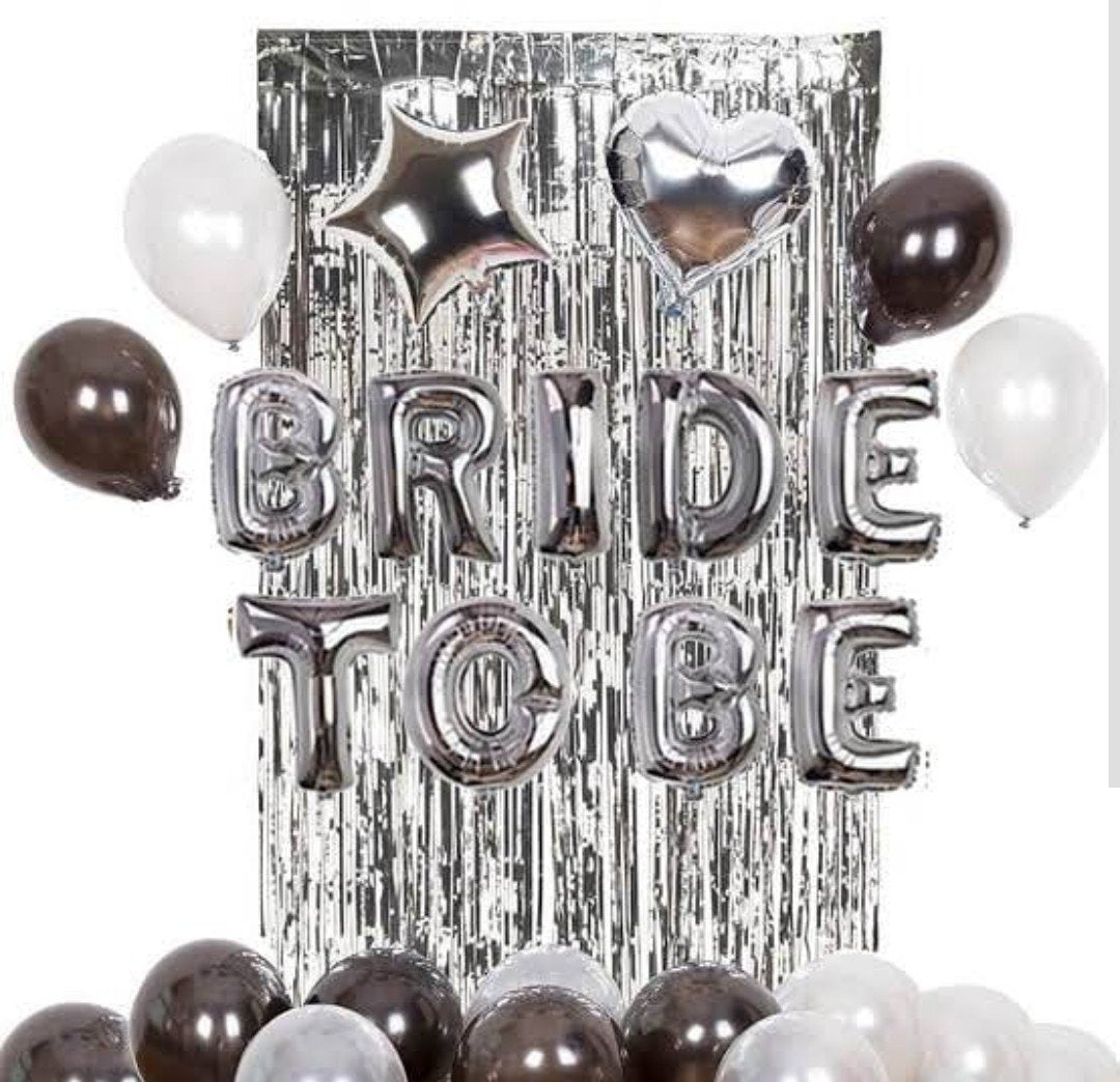 Brise to be black and white balloons Deal Pakistan