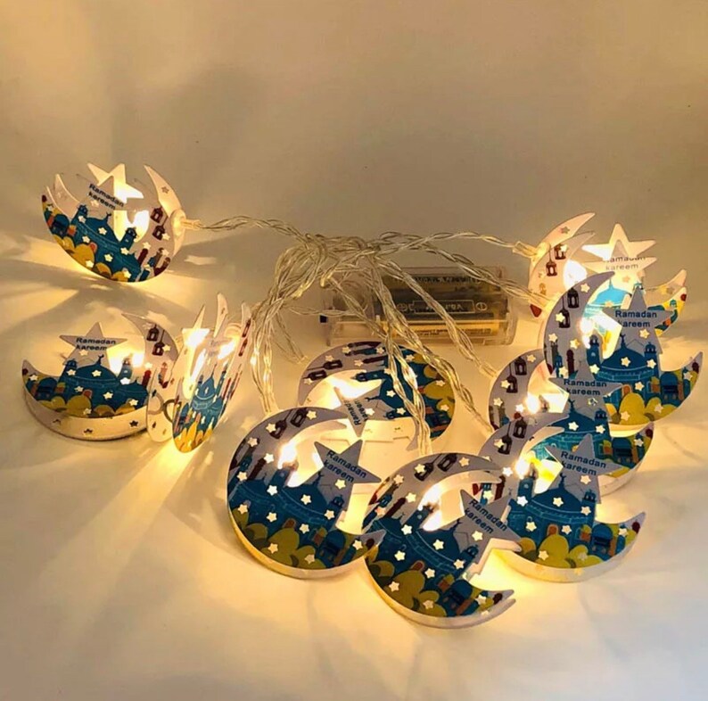Moon Shaped Blue Printed Metal Led String Light