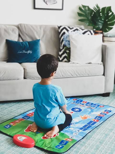 Full Size (3.75ft x 2.3ft almost) Educational Prayer Mat in 7 Different Languages with 36 Active Touch Sensitive Keys with Box Packing /Cell Operate
