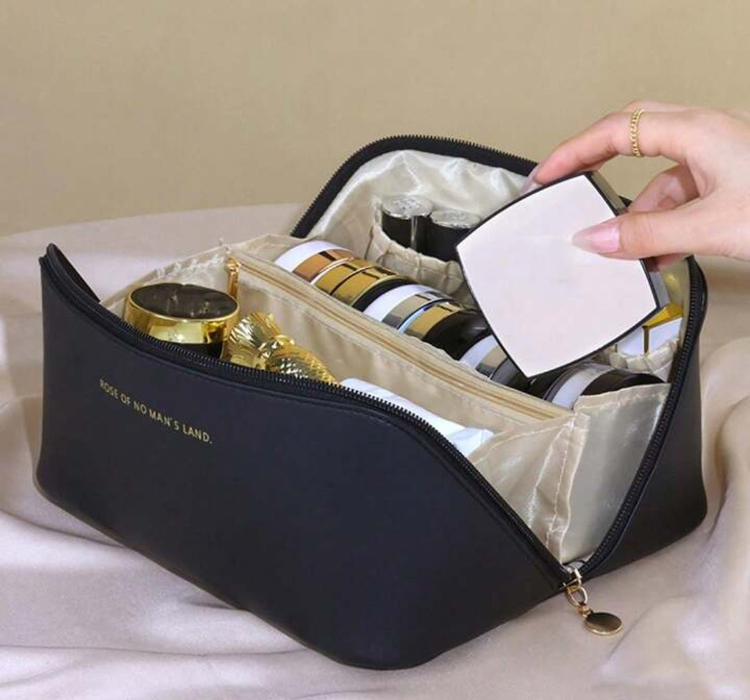 Large Capacity Travel Cosmetic Bag for Women Leather Waterproof Multi-Functional Cosmetic Organizer Bag For Makeup, Skincare, Jewelry, Gadgets And Other Small Items