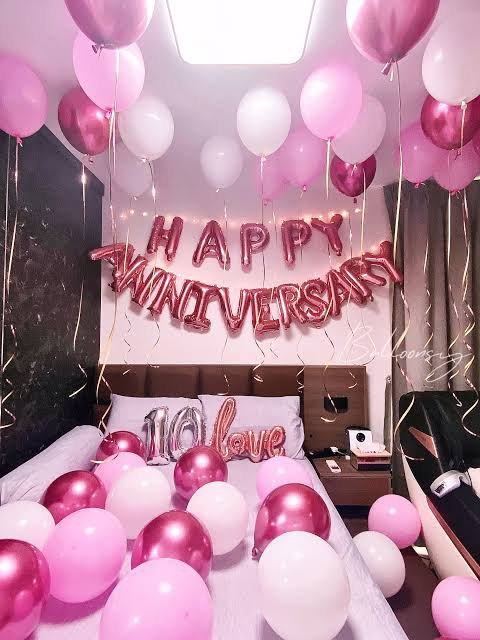 Happy Anniversary Pink balloons Deal Pakistan - Buundle.com.pk
