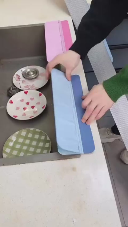 2in1 Kitchen Splash Guard with Sponge Holder and LID Cover Flip