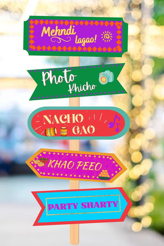 Welcome to Mehndi Night, Nacho Gao, Khao Piyo, Photo Khichao Hanging Board